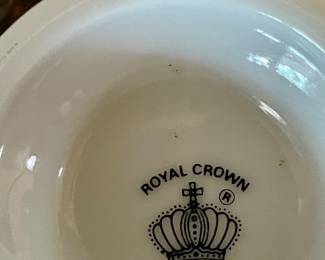 VINTAGE ROYAL CROWN PORCELAIN MUGS - 22K GOLD TRIM