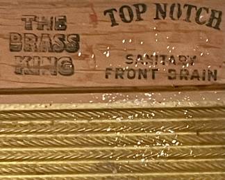 VINTAGE NATIONAL WASHBOARD CO. NO. 801 "BRASS KING" WASHBOARD