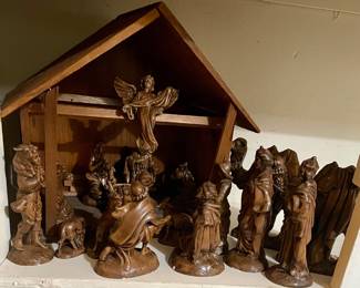 1970's ATLANTIC MOLD 18-pcs NATIVITY SET