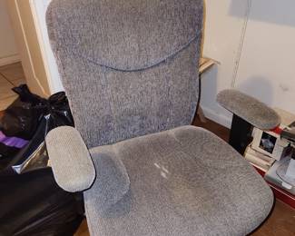 Office Chair - Needs a good cleaning!