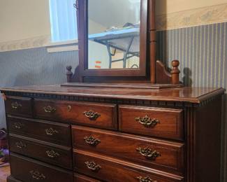 Dresser w/ Mirror - Fun Vintage Details