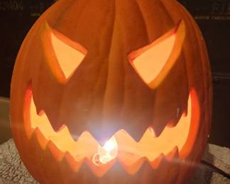 Pumpkin Decor w/ lights on!