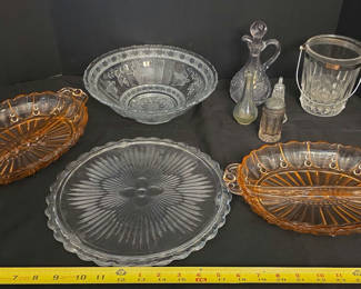Lot 35: Assorted crystal glassware and serving pieces