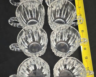 Lot 23: Set of eight crystal glass mugs