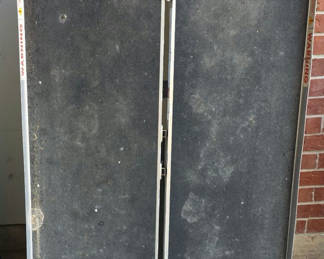 Lot 4: Two-Part Folding Aluminum Ramp