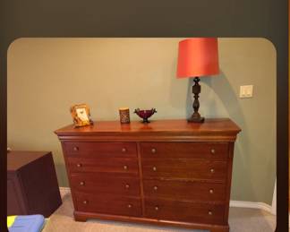 8 Drawer Stanley Dresser