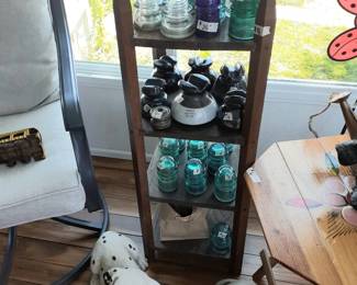 Coachman Dalmation, Signed artist Siamese cat, Insulators