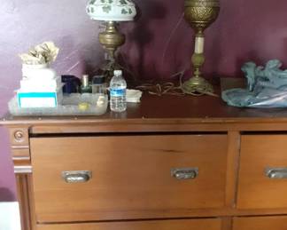 chest....organ lamp