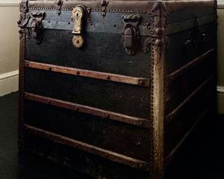 Vintage Trunk