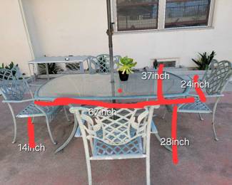 Metal outdoor set with umbrella