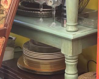 Dinner plates, chargers