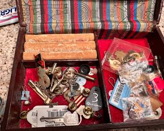 Various jewelry and watches