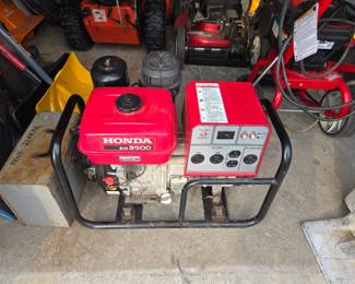 Newly serviced working great Honda Generator