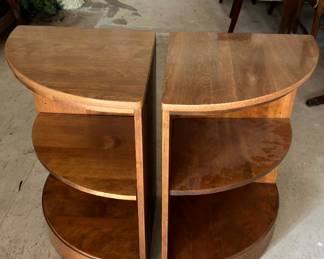 https://hibid.com/catalog/763638/estate-treasures---antiques--fine-furniture--artwork-and-d-cor