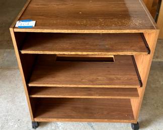 https://hibid.com/catalog/763638/estate-treasures---antiques--fine-furniture--artwork-and-d-cor