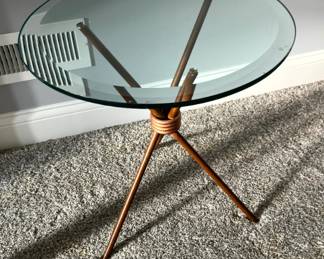 https://hibid.com/catalog/763638/estate-treasures---antiques--fine-furniture--artwork-and-d-cor