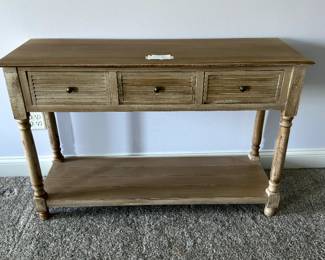 https://hibid.com/catalog/763638/estate-treasures---antiques--fine-furniture--artwork-and-d-cor