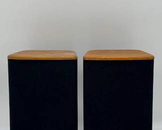 https://hibid.com/catalog/763638/estate-treasures---antiques--fine-furniture--artwork-and-d-cor