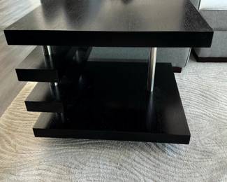 https://hibid.com/catalog/763638/estate-treasures---antiques--fine-furniture--artwork-and-d-cor