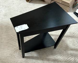 https://hibid.com/catalog/763638/estate-treasures---antiques--fine-furniture--artwork-and-d-cor