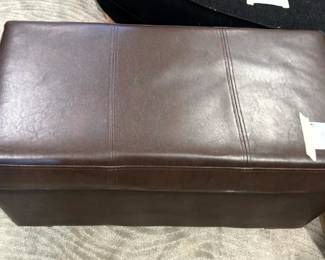 https://hibid.com/catalog/763638/estate-treasures---antiques--fine-furniture--artwork-and-d-cor