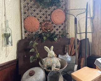 garden decor, galvanized items