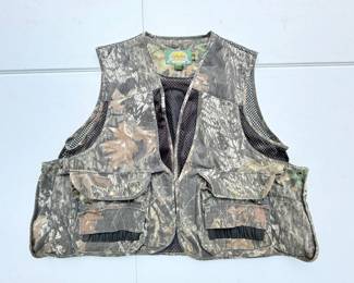 99 CabelasCamouflageHuntingVestSize2XL