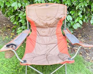 158 REIPortableFoldingChair
