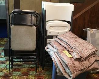 Folding chairs & King comforter