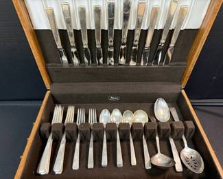 Towle Old Lace Sterling Flatware Set