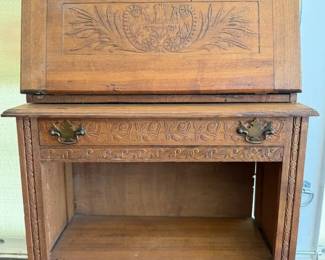 Childs Writing Desk