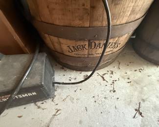 Jack Daniel’s 1/2 Whiskey Barrel
