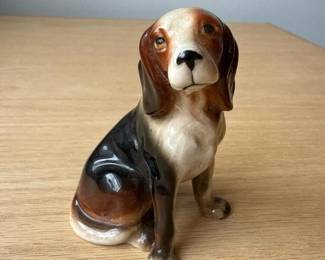 066 vintagejapanporcelainbeagledogfigur