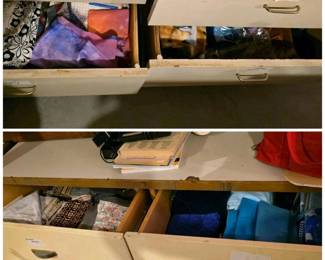 249 assortedfabricpiecesandremnants