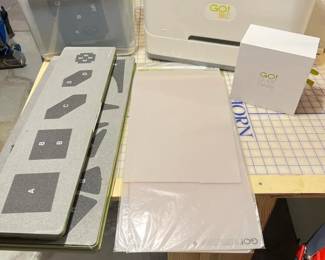 178 gofabricdieandcuttingmatlot