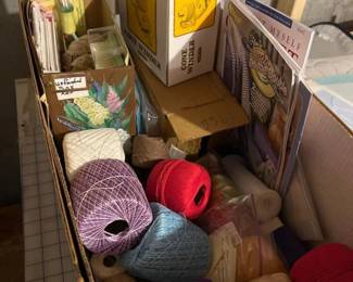 172 assortedyarntoolsbookspatternsanda