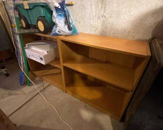 252 pairofwoodentwoshelfbookcases