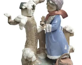 Lladro Winter Frost Porcelain Figurine Girl Feeding Birds Snow Scene Collectible Spain Decor