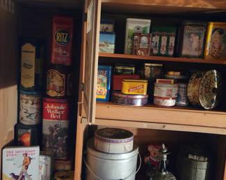 Vintage tin collectors will enjoy this wonderful assortment of collectible advertising tins, decorative biscuit tins, cookie tins, tea tins, candy tins, tobacco tins, and nostalgic kitchen collectibles at this Danbury, CT private estate sale. Browse colorful lithograph tins, vintage advertising memorabilia, storage tins, and unique collectible containers alongside other antique kitchenware and estate treasures. Perfect for collectors, decorators, resellers, and anyone searching for rare vintage advertising and kitchen collectibles. Everything must go!