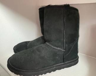 UGG Classic Short II Boots