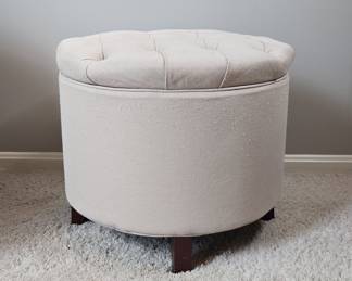 Tufted Round Storage Ottoman with Dark Wooden Feet