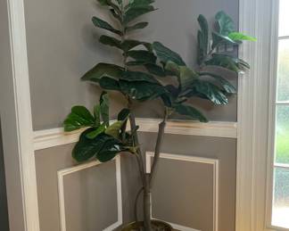 Artificial Fiddle Leaf Fig Tree in Gold Planter