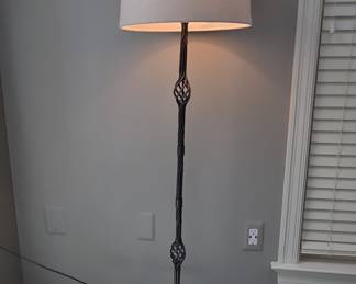 Wrought Iron Floor Lamp with Twisted Stem