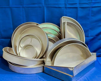 Lot 138: Professional Cake Tins