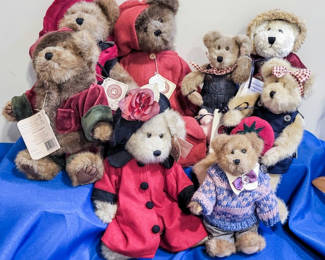Lot 65: Boyds Bears- Assortment