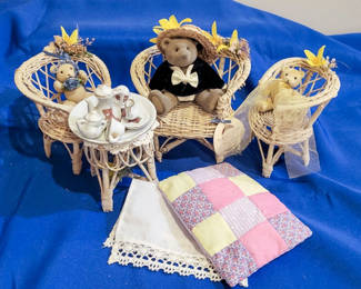 Lot 64: Boyds Bears - Judith G Collection