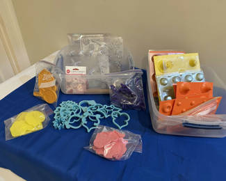 Lot 136: Assorted Baking Molds and Cookie Cutters
