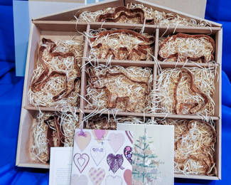 Lot 125: Martha Stewart by Mail : Noah's Ark Cookie Cutters Set II