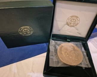 Lot 162: Ronald Reagan United States Mint Commemorative Medal with Presentation Box