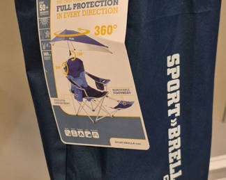 Lot 236: Sport-Brella XTR Portable Chair with Umbrella